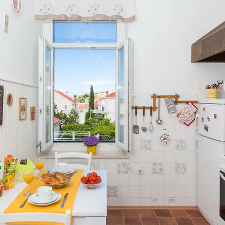 Studio Apartment NIKO II 5 min to center Ragusa Esterno foto