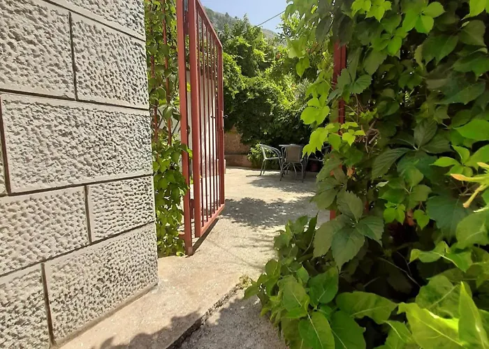 Studio Apartment Niko II 5 Min To Center